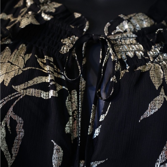 Black and Gold Floral Blouse - Picture 7 of 10